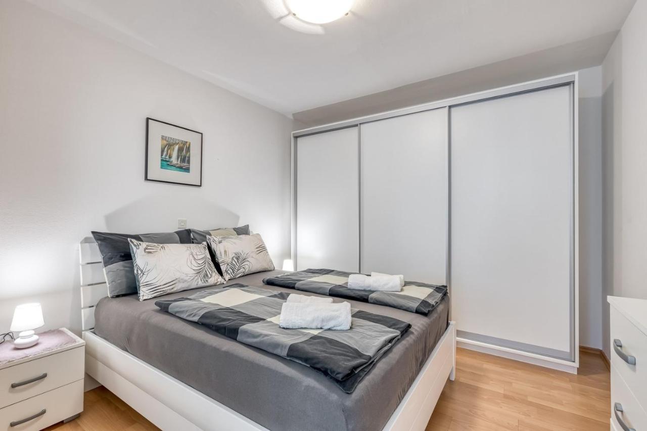 פורץ Apartment Lucijan מראה חיצוני תמונה